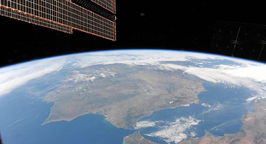 Russia To Create $150 Mln Earth Observation Satellite By Late 2025 ...