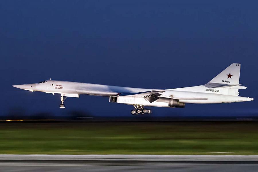 Two Russian Tu-160 Strategic Bombers Perform Flight Over Barents And ...