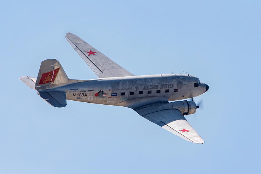 Ex-Russian Air Force commander, 79, flies Douglas plane during airshow ...