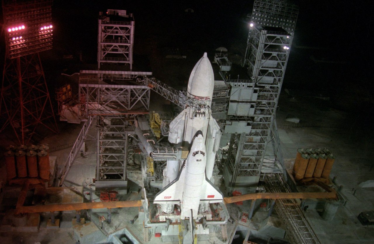 Marks 30 years since the launch of the Buran spacecraft. 30 years ago at