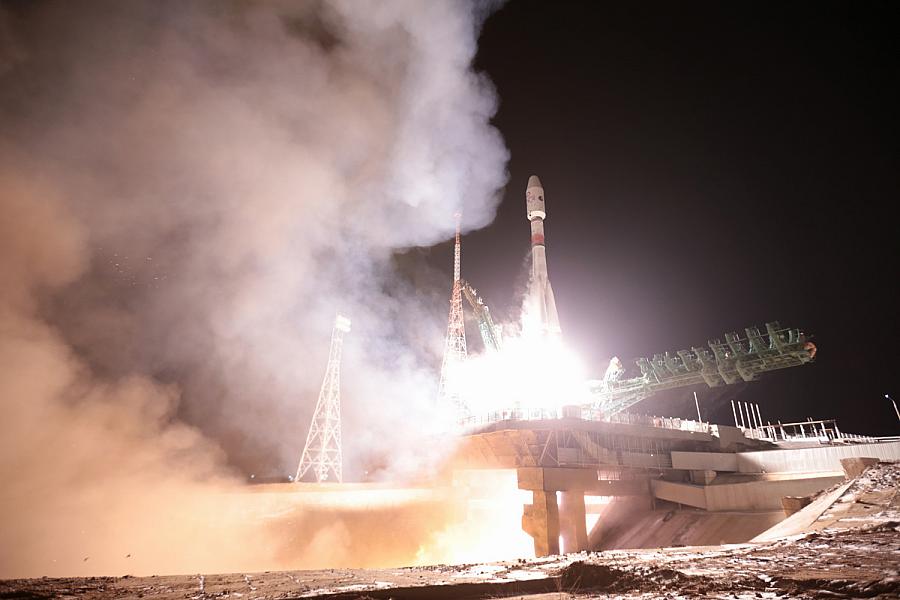 Soyuz-2.1b Rocket With 36 OneWeb Satellites Launched From Baikonur ...